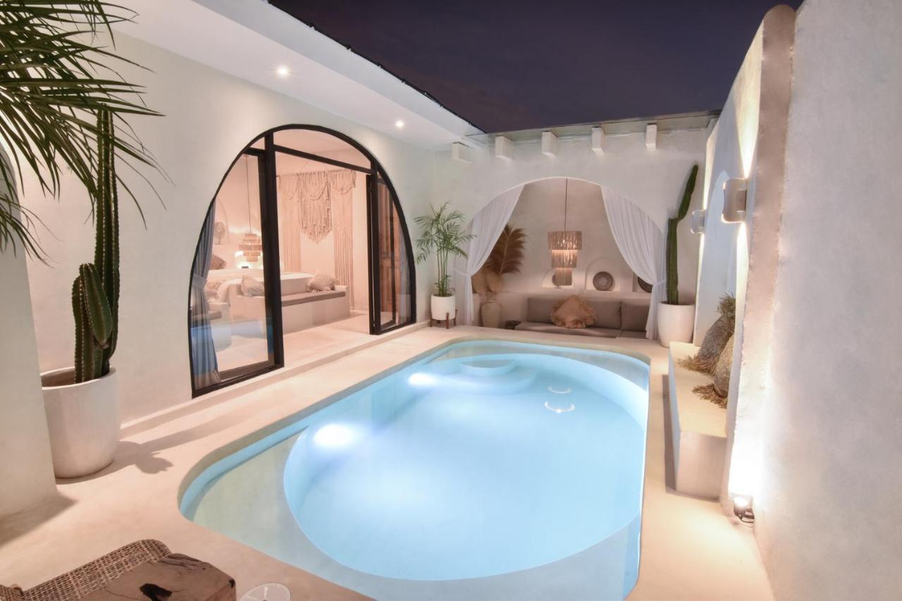 Bohemian Jogja Villas With Private Pool Kejayan Exteriér fotografie